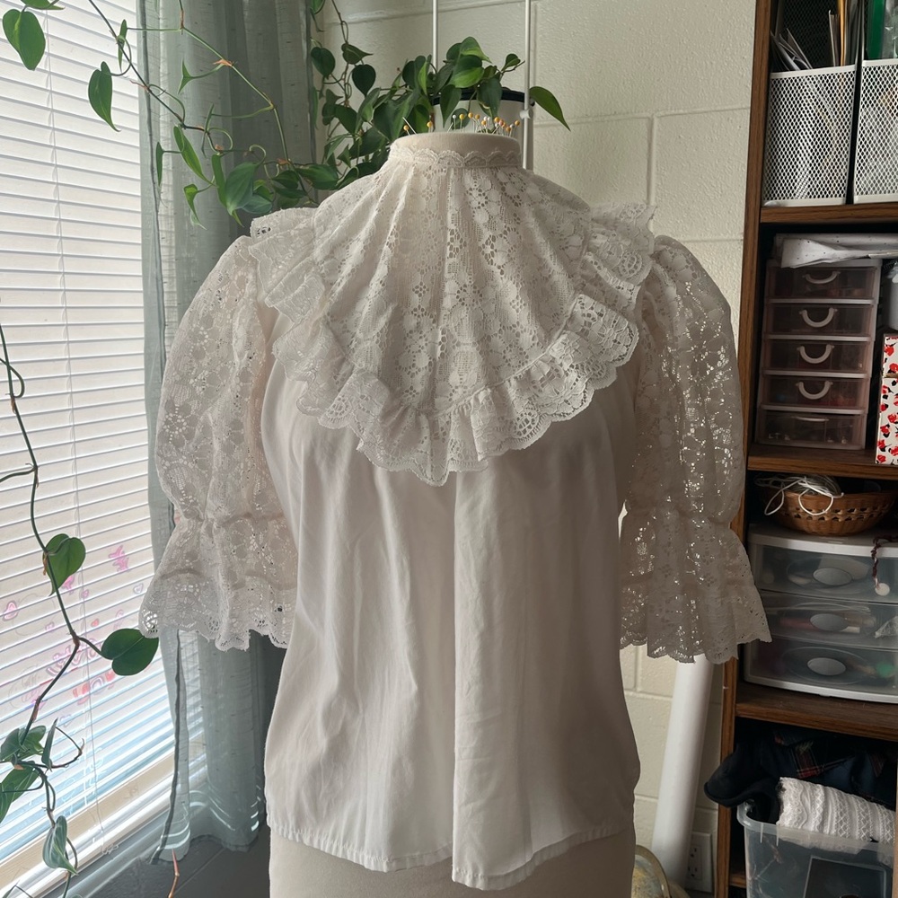 Vintage White Lace Ruffle Top